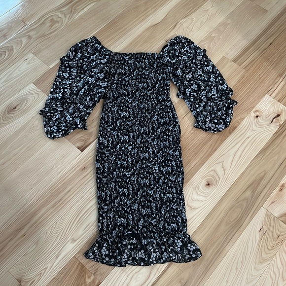 Petal + Pup Puff Sleeved Floral Dress - Picture 1 of 3